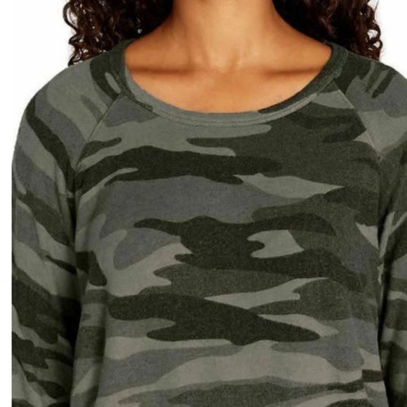 NWT Buffalo David Bitton Ladies Cozy Camo Top - Picture 4 of 6